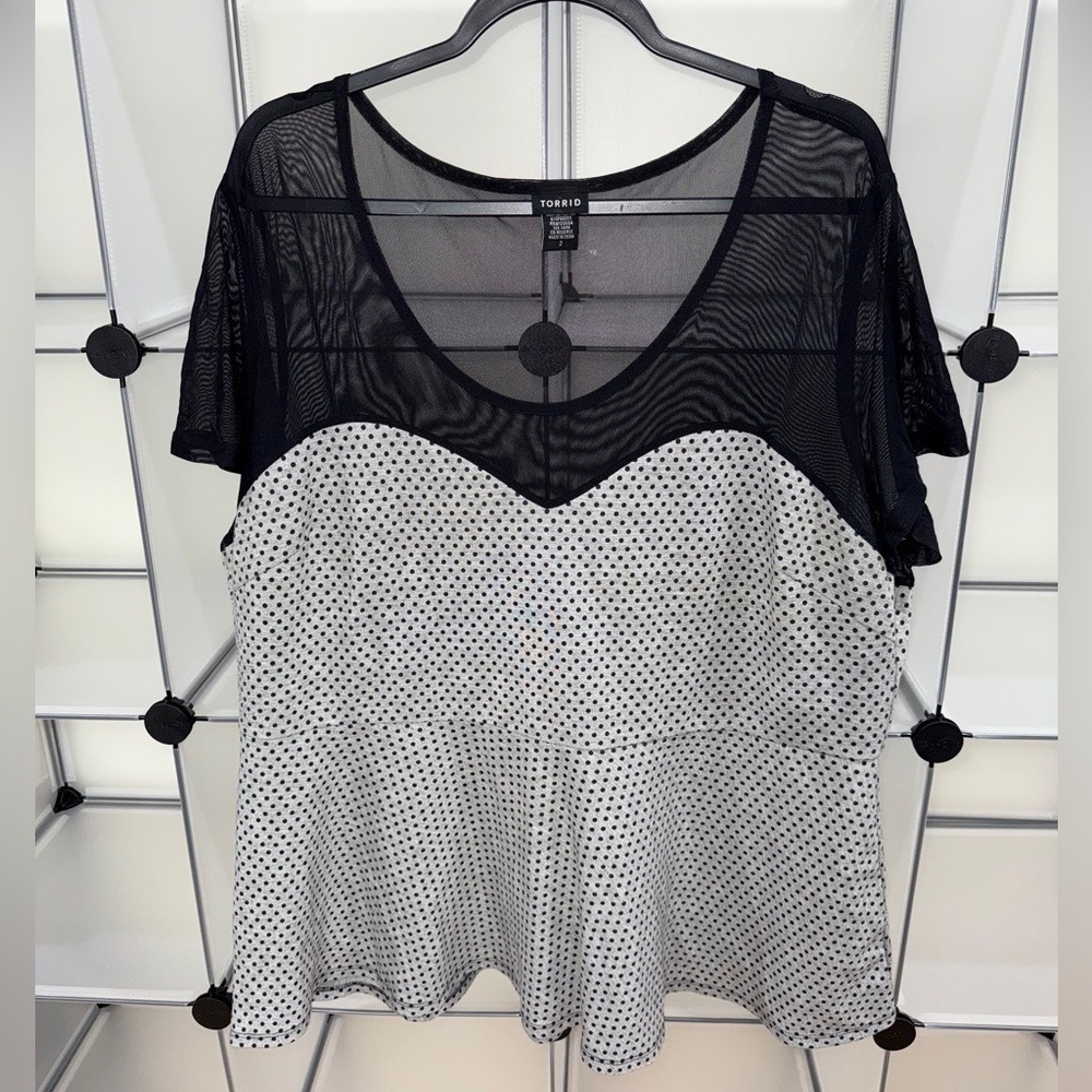 Torrid Women's Mesh Polka Dot Peplum Top Size 2X Black/Grey